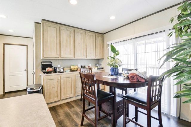 226 Road 5210, Cleveland, TX 77327