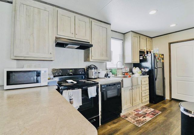 226 Road 5210, Cleveland, TX 77327