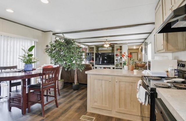 226 Road 5210, Cleveland, TX 77327