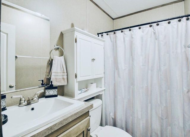 226 Road 5210, Cleveland, TX 77327