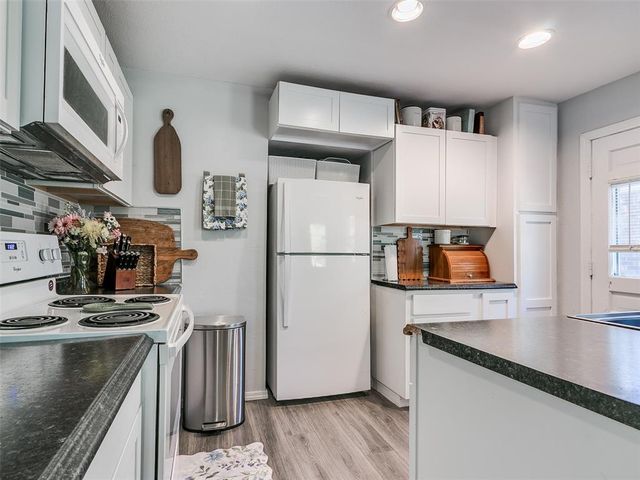 1507 Casady Lane, The Village, OK 73120