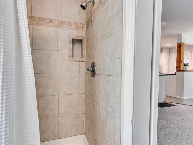 1507 Casady Lane, The Village, OK 73120