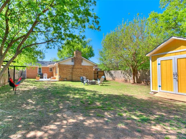 1507 Casady Lane, The Village, OK 73120