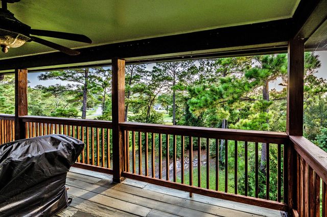 48 Hillsborough Drive, Huntsville, TX 77340