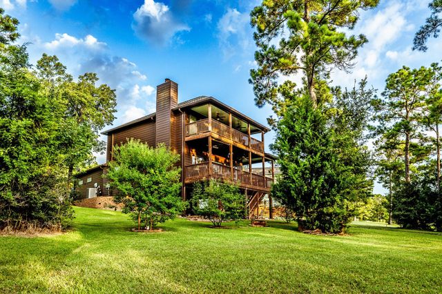 48 Hillsborough Drive, Huntsville, TX 77340