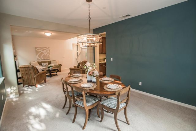 9924 Sintra Way, Elk Grove, CA 95757