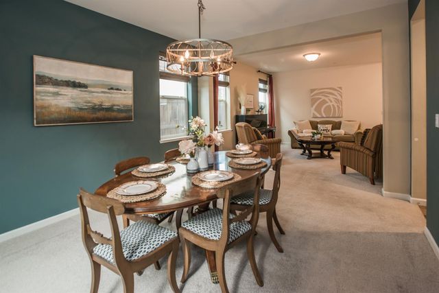 9924 Sintra Way, Elk Grove, CA 95757