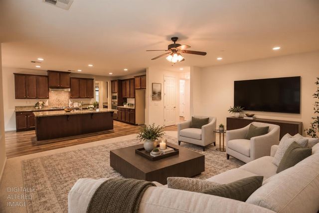 9924 Sintra Way, Elk Grove, CA 95757