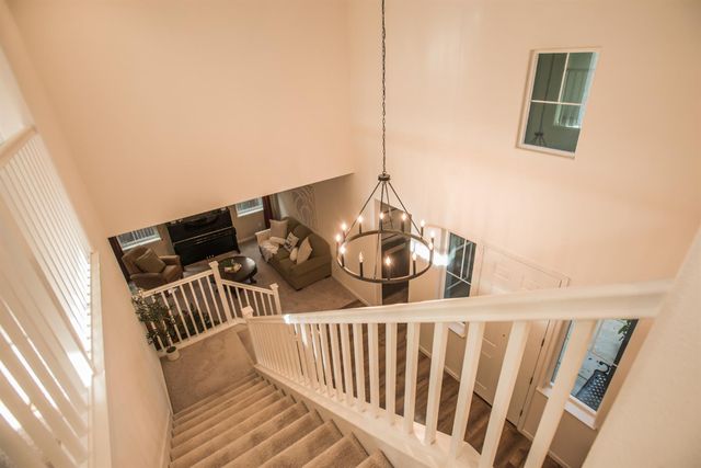 9924 Sintra Way, Elk Grove, CA 95757