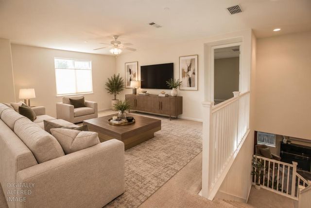 9924 Sintra Way, Elk Grove, CA 95757