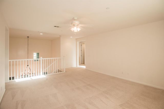 9924 Sintra Way, Elk Grove, CA 95757