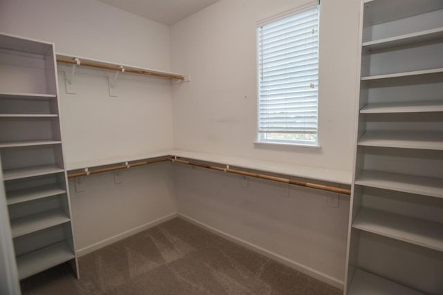 9924 Sintra Way, Elk Grove, CA 95757