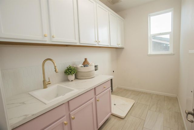 9924 Sintra Way, Elk Grove, CA 95757