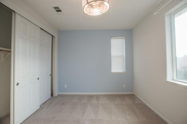 9924 Sintra Way, Elk Grove, CA 95757