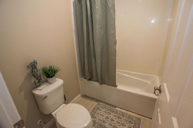 9924 Sintra Way, Elk Grove, CA 95757