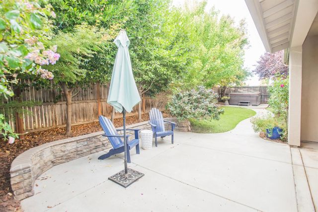 9924 Sintra Way, Elk Grove, CA 95757