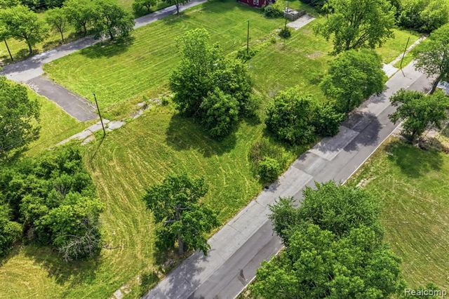 498 Concord Street, Detroit, MI 48207