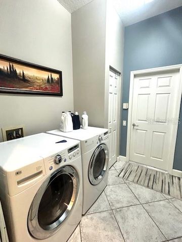 8701 52ND AVENUE E, Bradenton, FL 34211