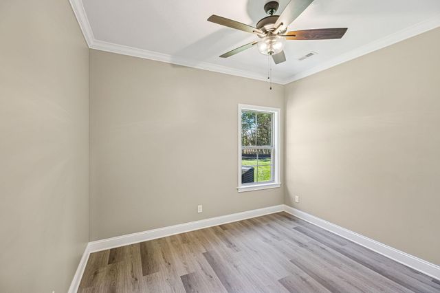 219 Lake View Point, Englewood, TN 37329