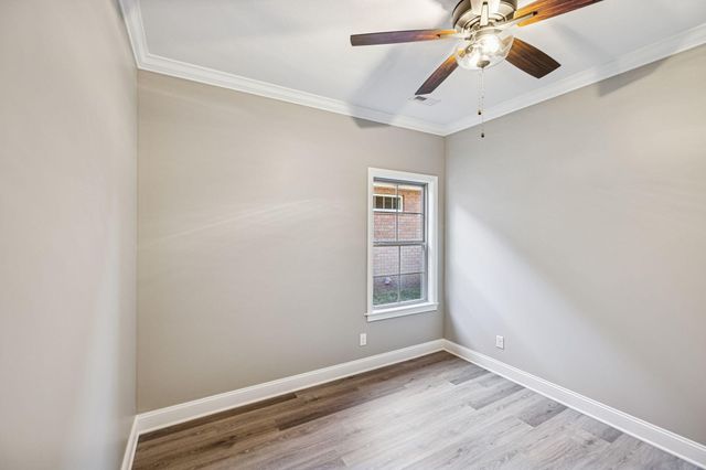 219 Lake View Point, Englewood, TN 37329