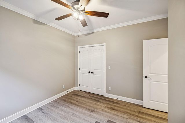 219 Lake View Point, Englewood, TN 37329