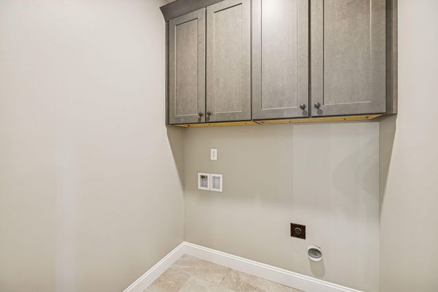 219 Lake View Point, Englewood, TN 37329