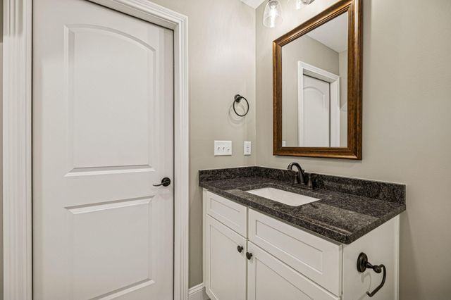 219 Lake View Point, Englewood, TN 37329