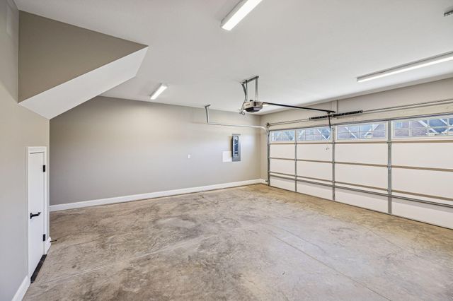 219 Lake View Point, Englewood, TN 37329