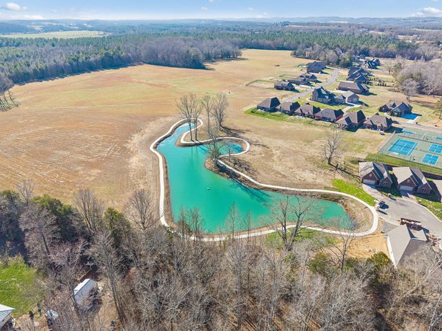 219 Lake View Point, Englewood, TN 37329