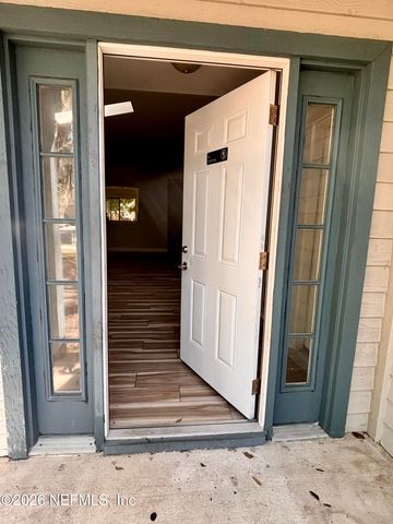 5449 FT CAROLINE Road, Jacksonville, FL 32277