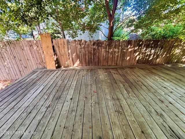 5449 FT CAROLINE Road, Jacksonville, FL 32277