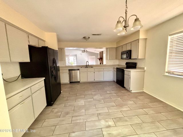 5449 FT CAROLINE Road, Jacksonville, FL 32277