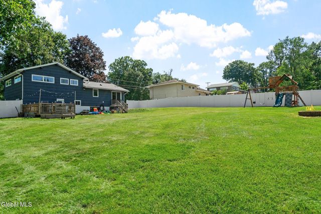 21 Jane Drive, Schenectady, NY 12302