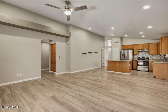 611 E SHANNON Street, Chandler, AZ 85225