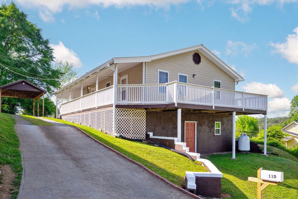 110 School House Hill Street, Copperhill, TN 37317