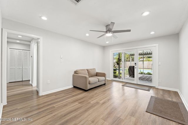 3834 EDIDIN Drive, Jacksonville, FL 32277