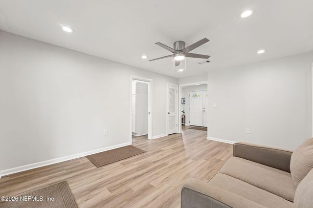 3834 EDIDIN Drive, Jacksonville, FL 32277