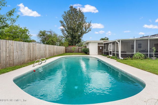 3834 EDIDIN Drive, Jacksonville, FL 32277