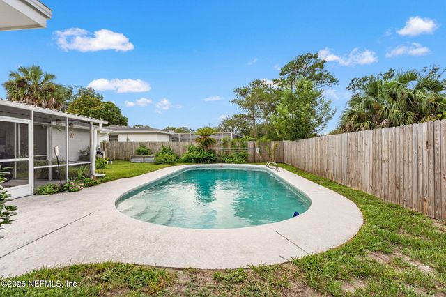 3834 EDIDIN Drive, Jacksonville, FL 32277