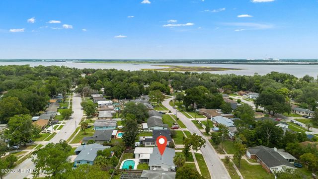3834 EDIDIN Drive, Jacksonville, FL 32277