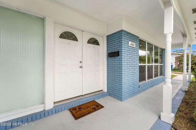 3834 EDIDIN Drive, Jacksonville, FL 32277