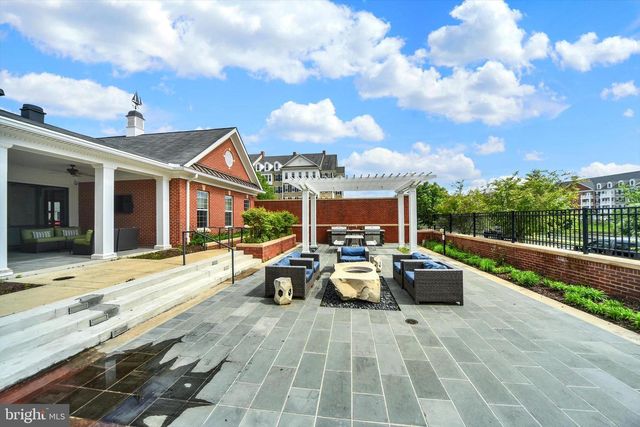 8346 DAYDREAM CRES, Pasadena, MD 21122