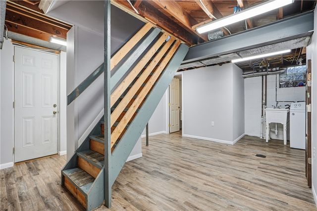 523 Thomas St, Plum Boro, PA 15239