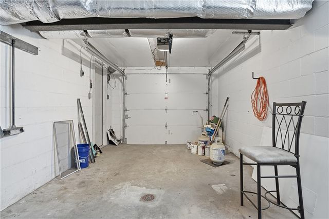 523 Thomas St, Plum Boro, PA 15239