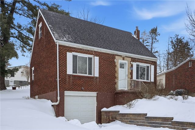 523 Thomas St, Plum Boro, PA 15239