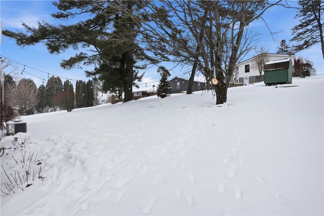 523 Thomas St, Plum Boro, PA 15239