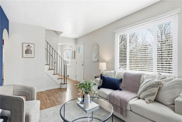 523 Thomas St, Plum Boro, PA 15239