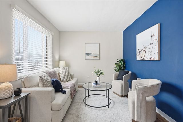 523 Thomas St, Plum Boro, PA 15239