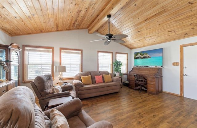 424 Trojan St, Port Aransas, TX 78373