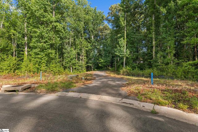 121 Carolina Drive, Piedmont, SC 29673
